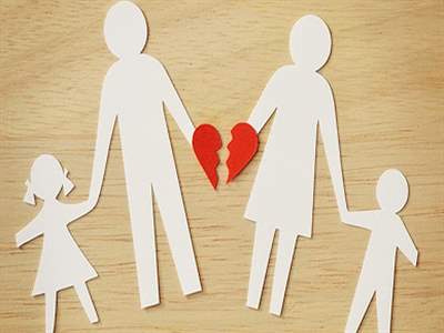 بهترین و بدترین سن کودک برای طلاق والدین