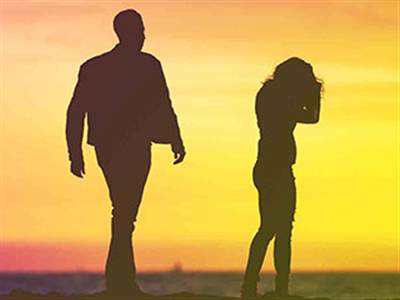 احساس تنهایی در زندگی مشترک بعد از ازدواج : علل و راهکارها